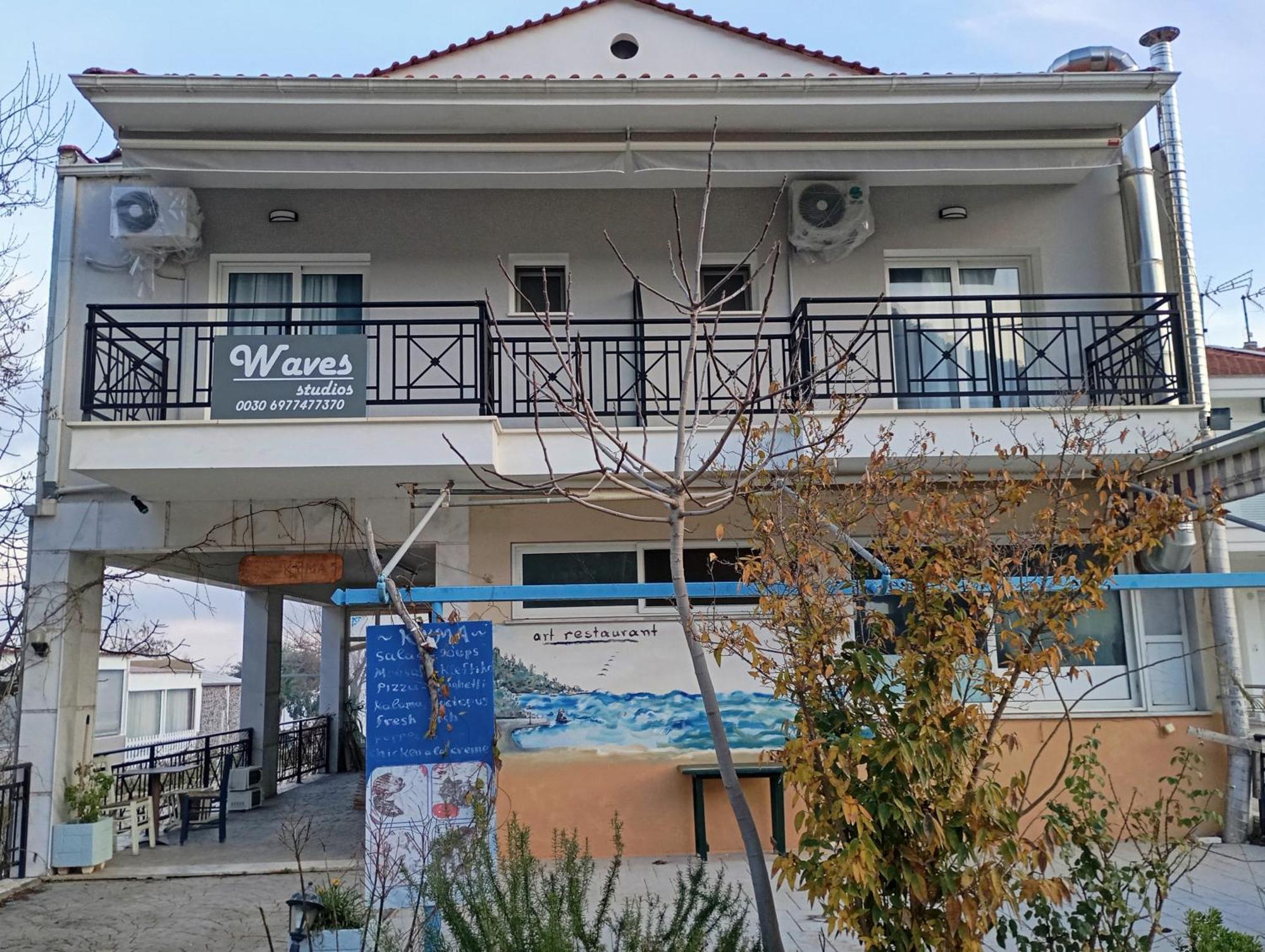Waves Studios Chrysi Ammoudia Exterior photo